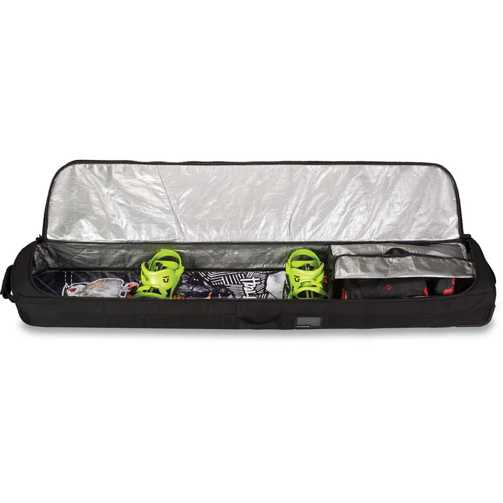 Wheeled large padded snowboard bag