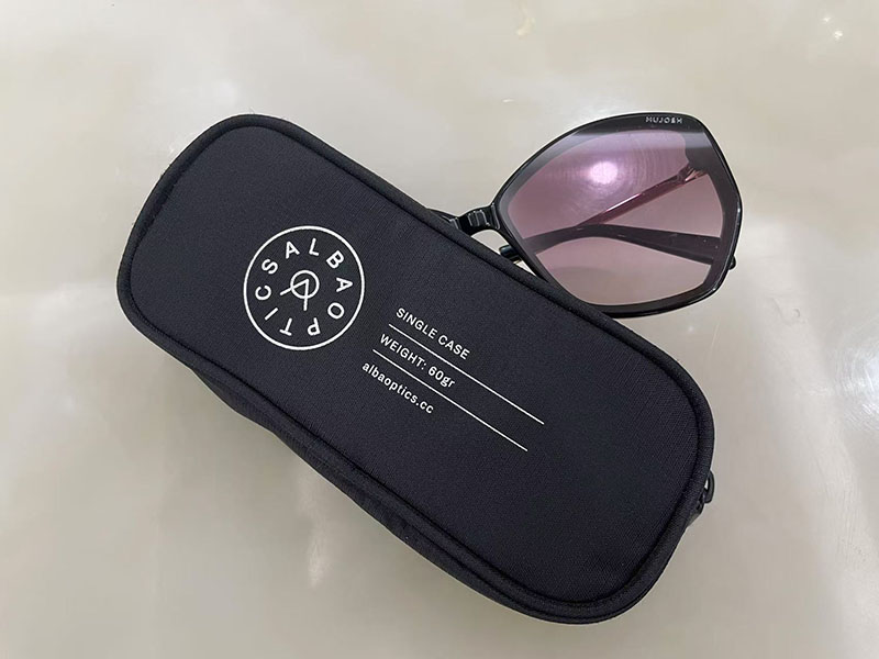 Single sunglass storage bag